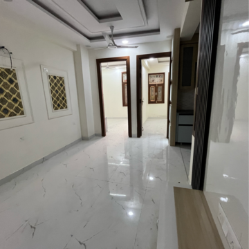 Building Lobby in 2 BHK Builder Floor at Sector 104 – for Sale