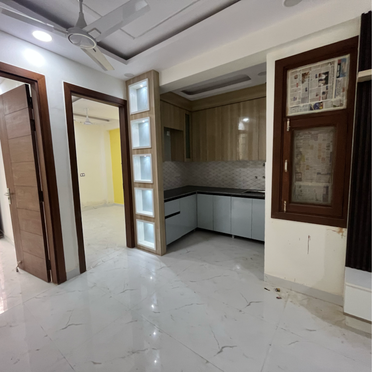 Room, sector 104 2 Bedroom 1000 Sq.Ft. Builder Floor In Sector 104 Noida 7718851