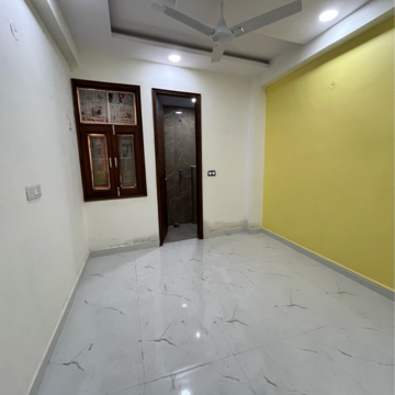 Building Lobby in 2 BHK Builder Floor at Sector 104 – for Sale