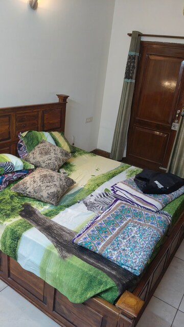 Living Room in 5 BHK Independent House at Sector 21 – for Sale