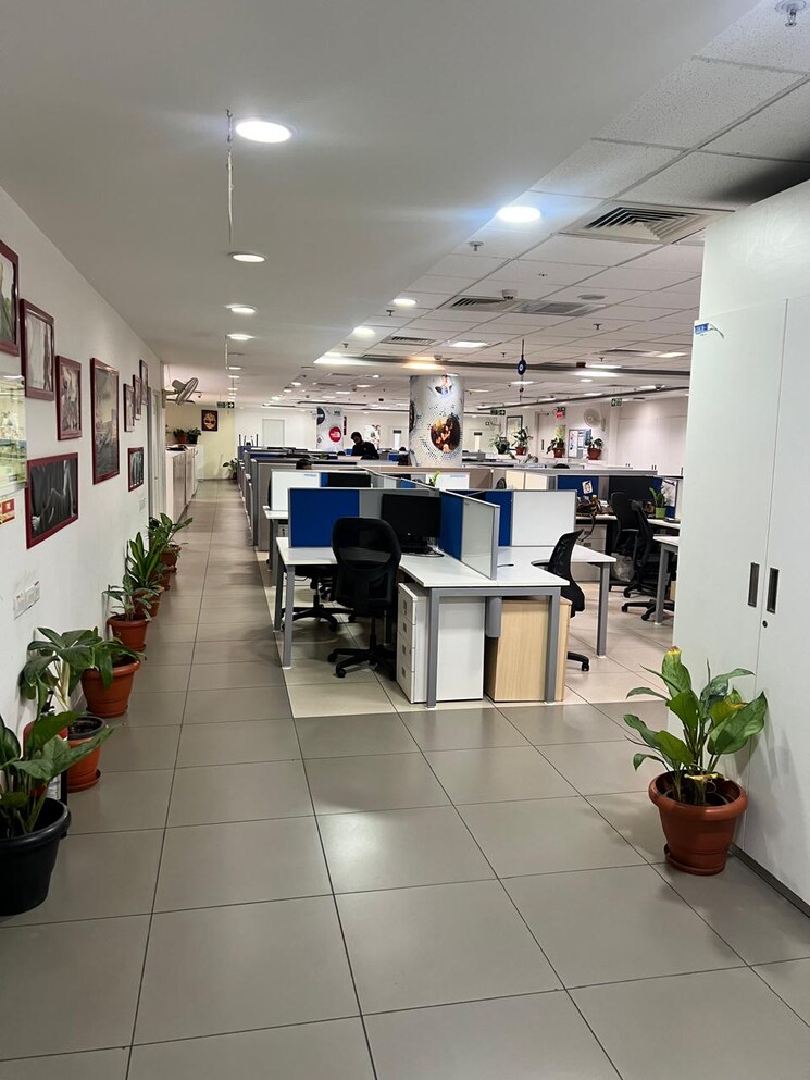 Team Area, mg road Commercial Office Space 4000 Sq.Ft. In Mg Road Bangalore 7719382