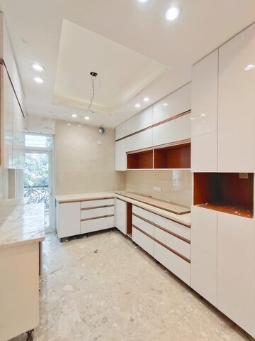 Kitchen in 4 BHK Builder Floor at Ansal Api Versalia 2, Sector 67a – for Sale
