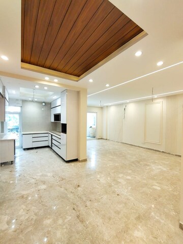 4 BHK Builder Floor For Sale in Ansal Api Versalia 2, Sector 67a