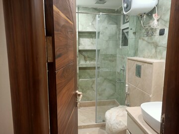 Bathroom in 3 BHK Builder Floor at Janakpuri – for Sale