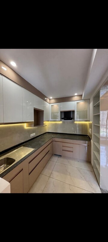 Kitchen in 3 BHK Apartment at Omaxe The Palace, Gomti Nagar – for Sale