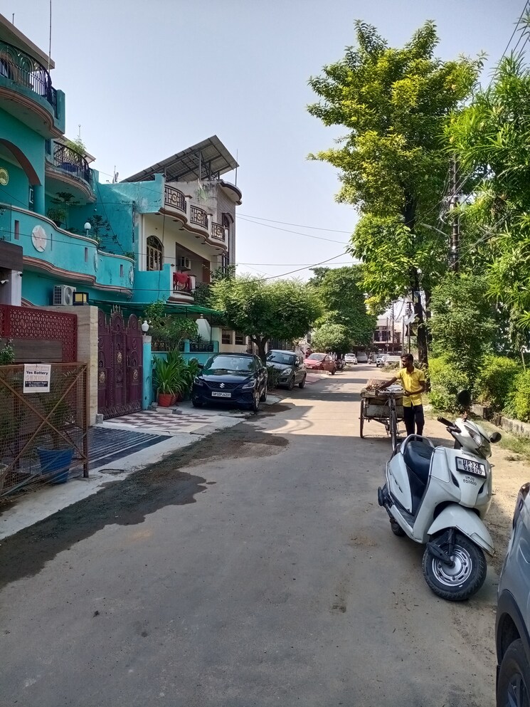  Parking, ansal-aashiana 3.5 Bedroom 1935 Sq.Ft. Villa In Kanpur Road Lucknow 7719958