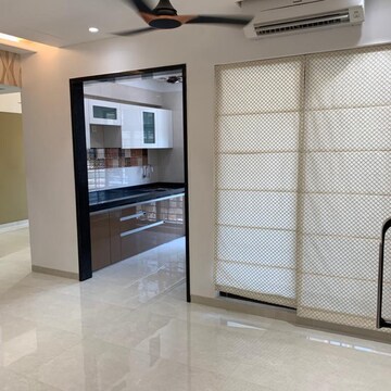 Room in 2 BHK Apartment at Mahaavir Exotique, Rohinjan – for Sale
