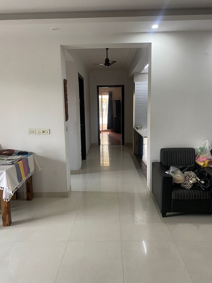 Living Room, sector 33 4 Bedroom 2500 Sq.Ft. Apartment In Sector 33 Faridabad 7720536