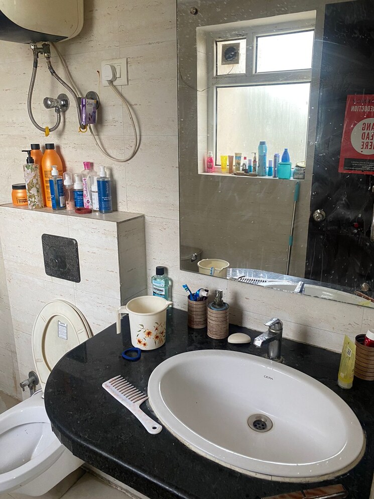 Master Bedroom, sector 33 4 Bedroom 2500 Sq.Ft. Apartment In Sector 33 Faridabad 7720536