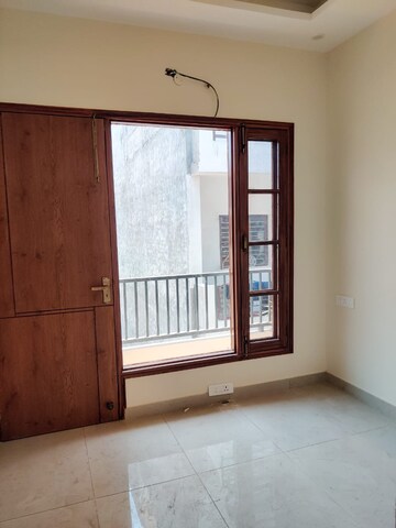 Room in 5 BHK Independent House at GMADA Eco City, North Mullanpur – for Sale