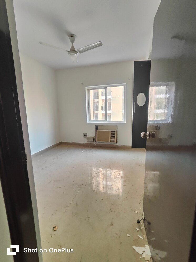 Room, sare-home 3 Bedroom 1200 Sq.Ft. Apartment In Sector 92 Gurgaon 7720579