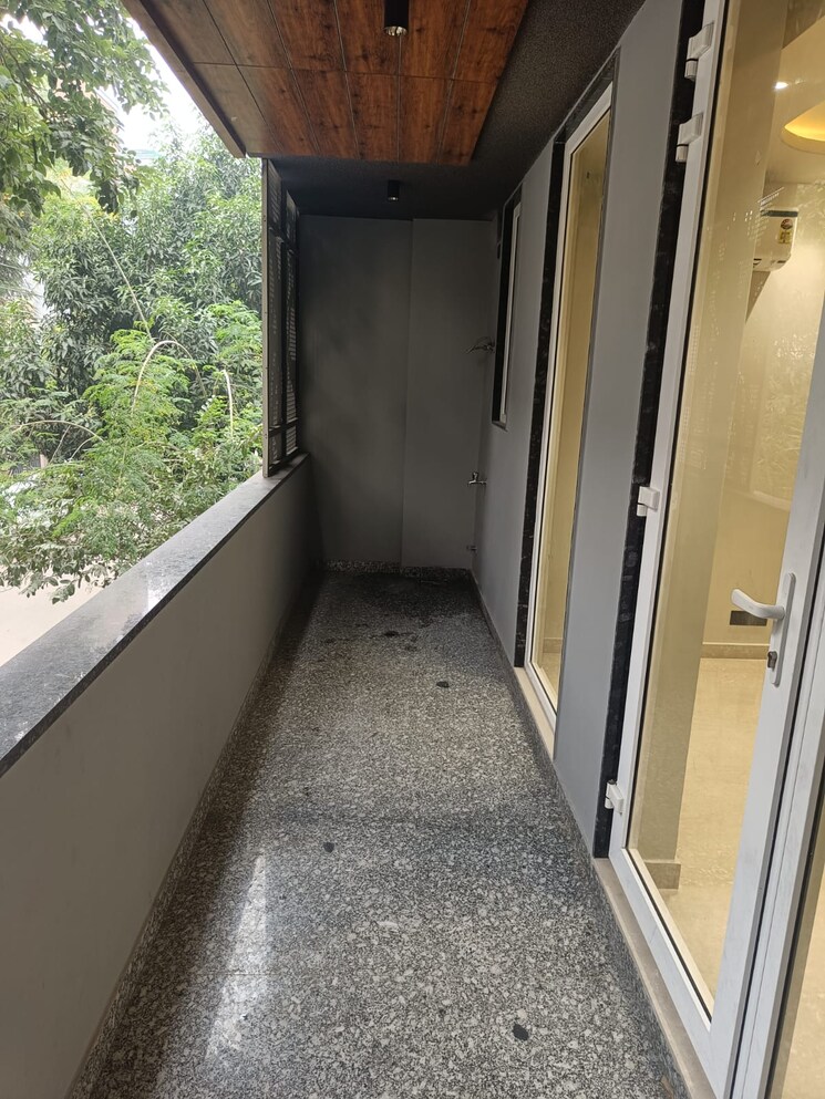 Balcony, dlf-the-icon 4 Bedroom 3240 Sq.Ft. Builder Floor In Dlf Phase V Gurgaon 7720590