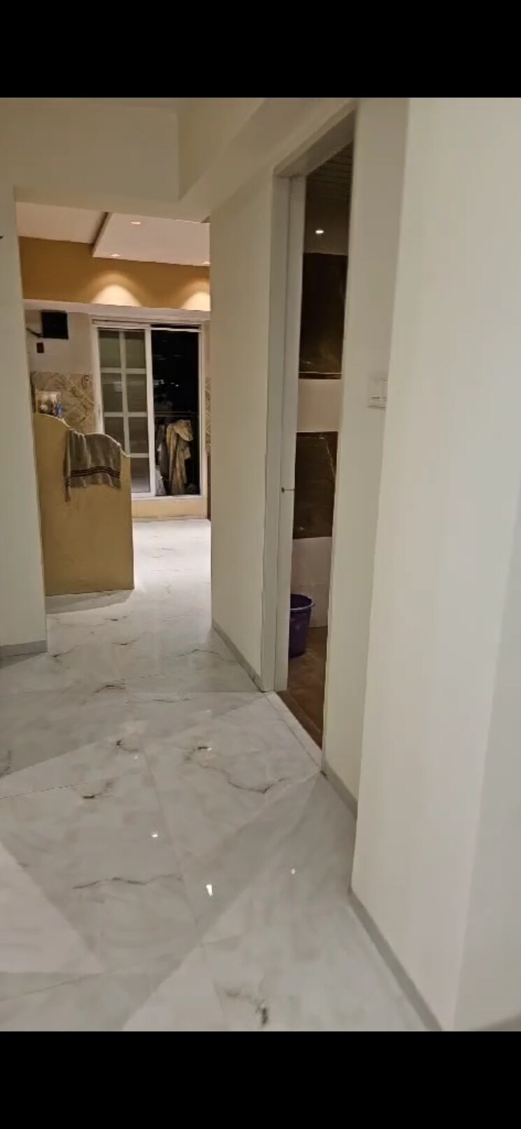 Living Room, mohini-castle 2 Bedroom 450 Sq.Ft. Apartment In Khar West Mumbai 7720799