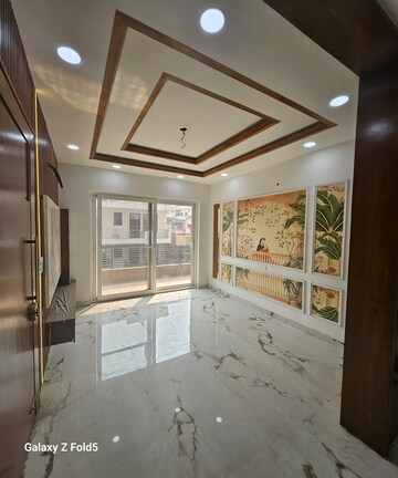 Staircase in 4 BHK Builder Floor at Sector 28 – for Sale