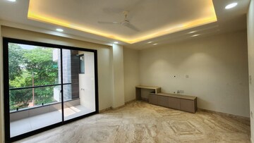 Room in 4 BHK Penthouse at Ireo Victory Valley, Sector 67 – for Sale