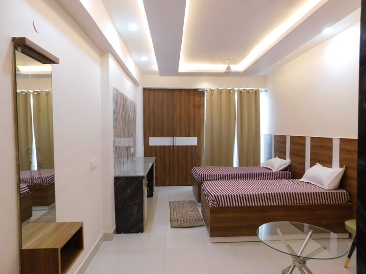 Room, sector 12 Pg For Girls In Sector 12 7721280