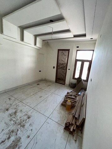 Parking in 3 BHK Builder Floor at Uphaar Homes, Rajendra Park – for Sale