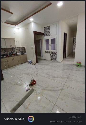 Room in 3 BHK Independent House at Jankipuram – for Sale