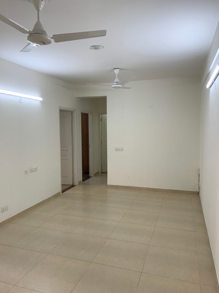 2 BHK Apartment For Rent in International Airport Road Zirakpur  7722007