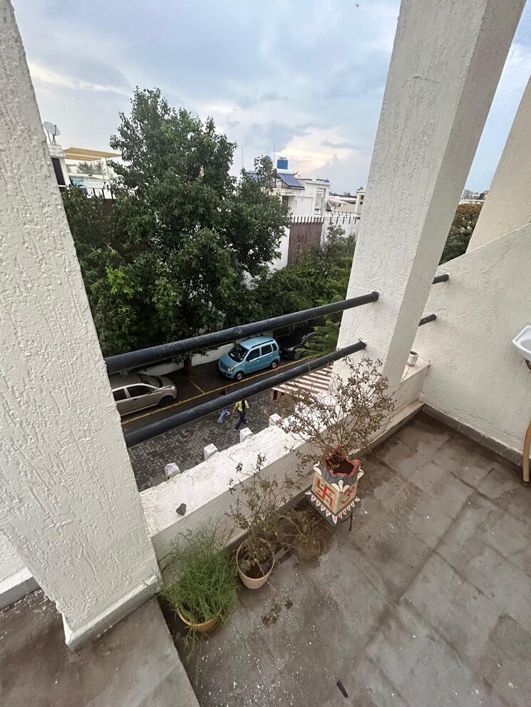 Balcony, bu-bhandari-chrrysalis 3 Bedroom 1975 Sq.Ft. Villa In Wagholi Pune 7722415