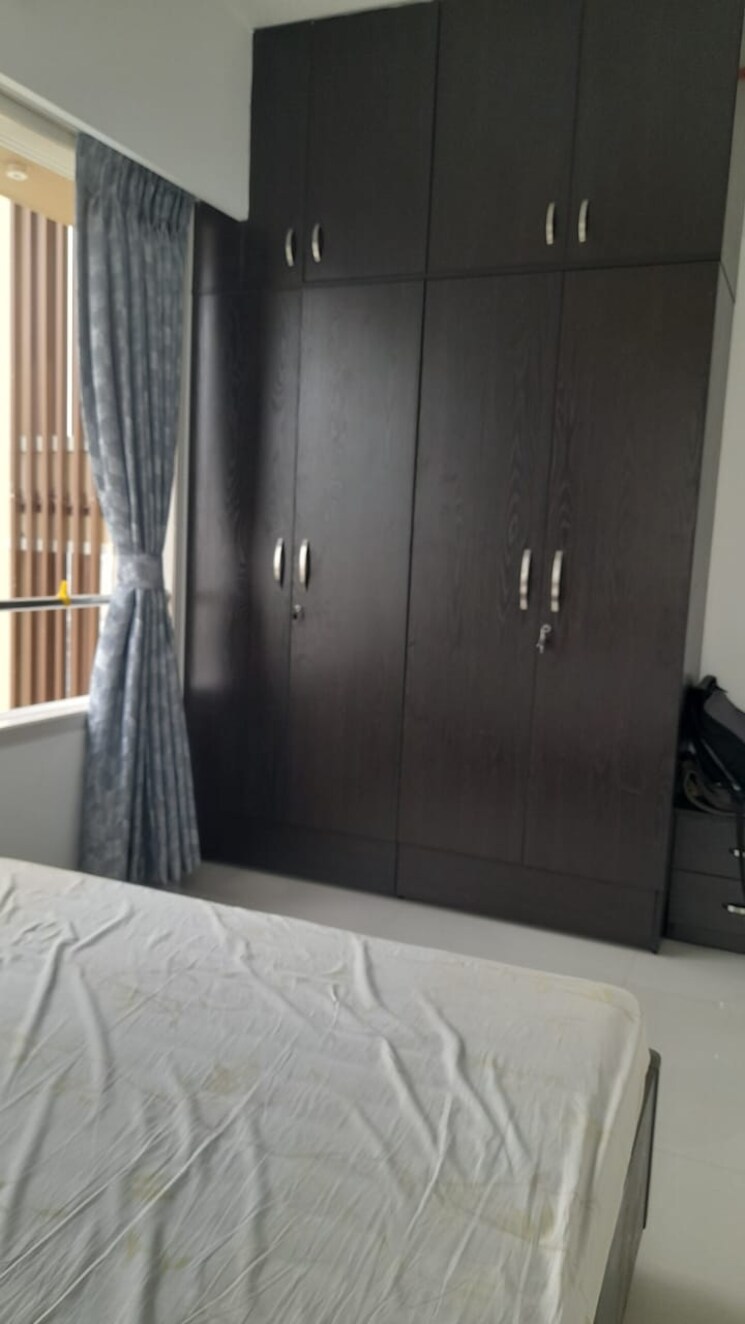 Bathroom, vraj-tiara 2 Bedroom 897 Sq.Ft. Apartment In Worli Mumbai 7722497