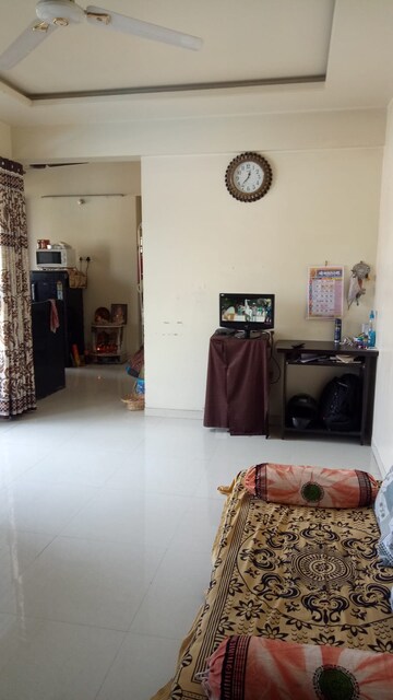 रेसिडेंशियल फ्लैट वर्ग फुट फॉर रेंट इन रावेट पुणे  7722860