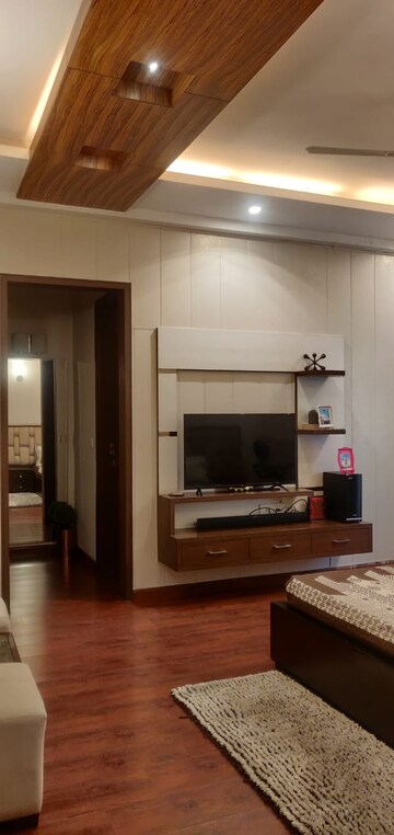 Living Room in 4 BHK Builder Floor at Unitech South City II, Sector 50 – for Sale