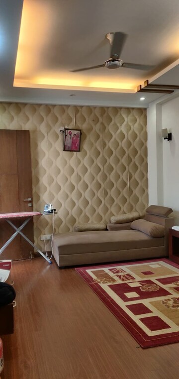 Living Room in 4 BHK Builder Floor at Unitech South City II, Sector 50 – for Sale