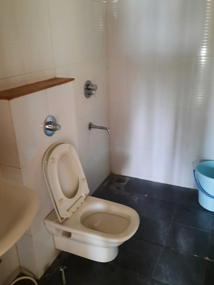 Bathroom, lodha-casa-bella-gold 2 Bedroom 918 Sq.Ft. Apartment In Dombivli East Thane 7722968