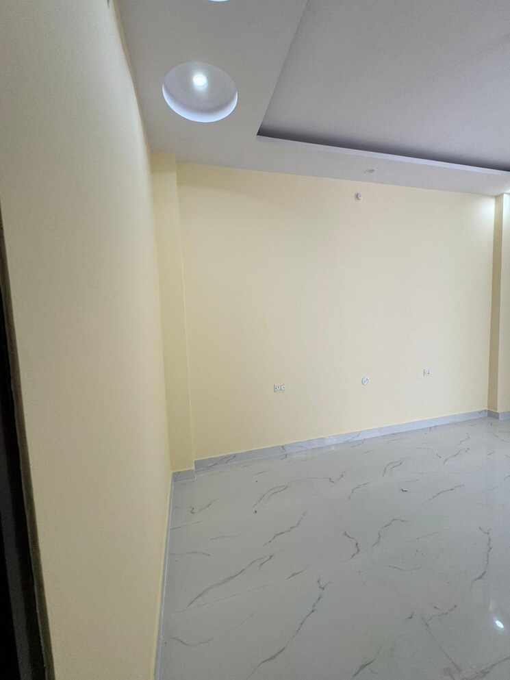 Room, gomti nagar 3 Bedroom 1500 Sq.Ft. Independent House In Gomti Nagar Lucknow 7723194