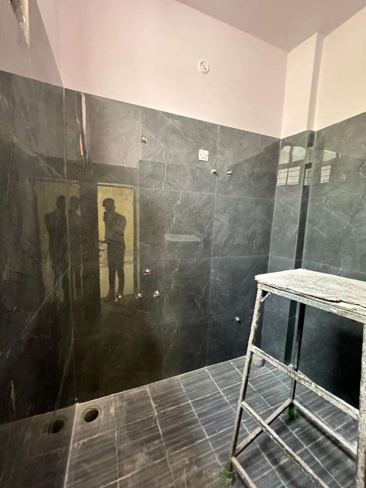 Bathroom, gomti nagar 3 Bedroom 1500 Sq.Ft. Independent House In Gomti Nagar Lucknow 7723194