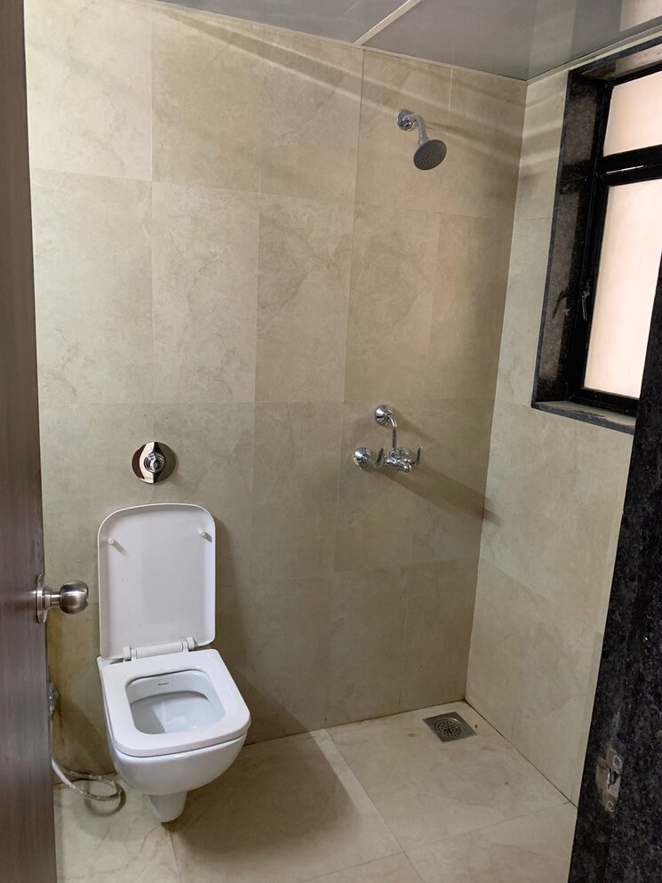 Bathroom, runwal-gardens-phase-i 3 Bedroom 1017 Sq.Ft. Apartment In Dombivli East Thane 7723263