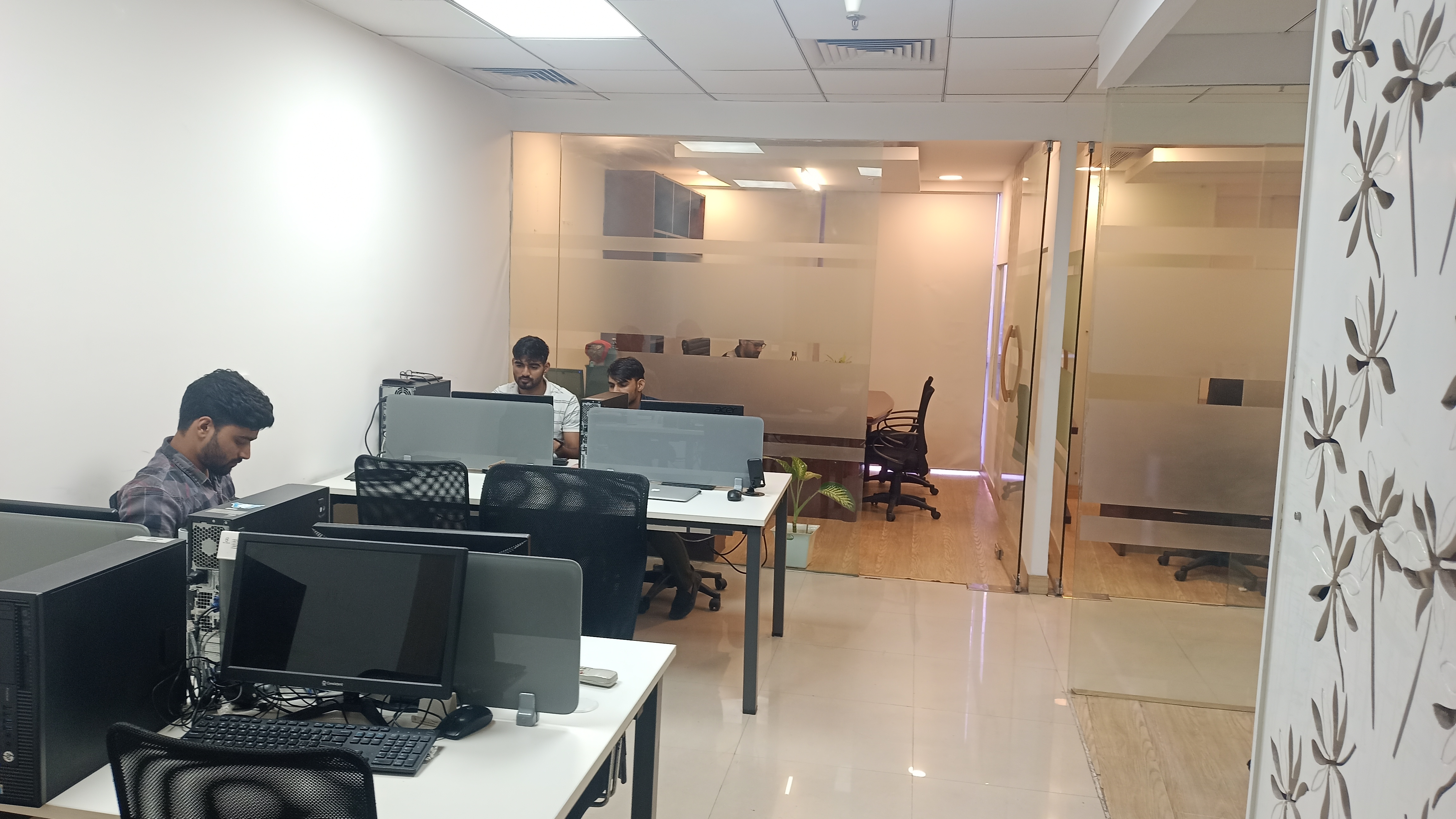 Commercial Office Space 1000 Sq.Ft. For Rent in Sector 49 Gurgaon  7723440