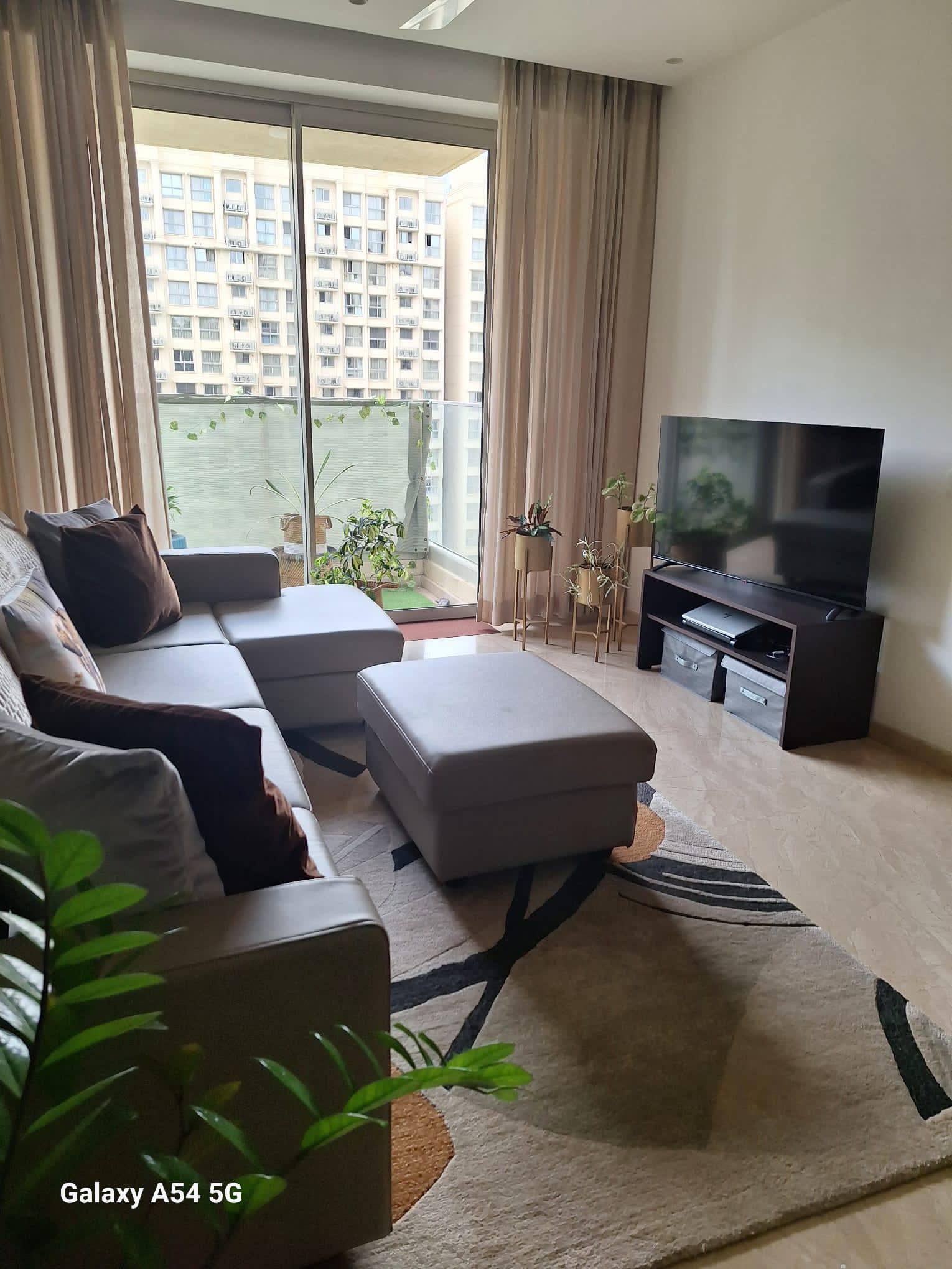 2 BHK + Pooja Room Apartment For Rent in Hiranandani Castle Rock