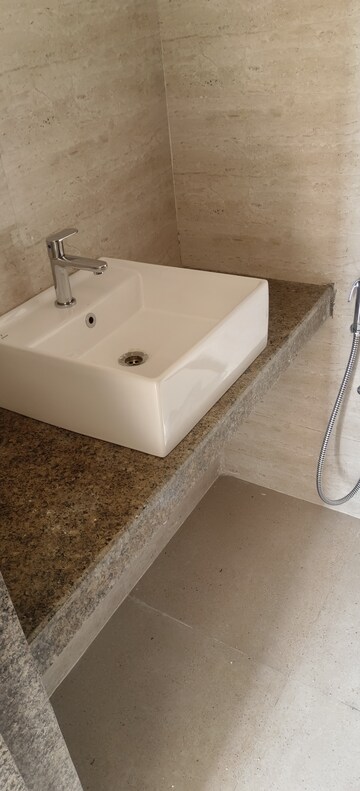Bathroom in 2 BHK Apartment at Sunteck One World, Naigaon East – for Rent