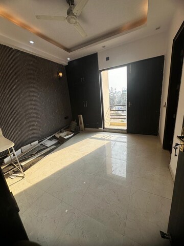 Bedroom in 3 BHK Apartment at Sushant Lok 2, Sector 57 – for Sale