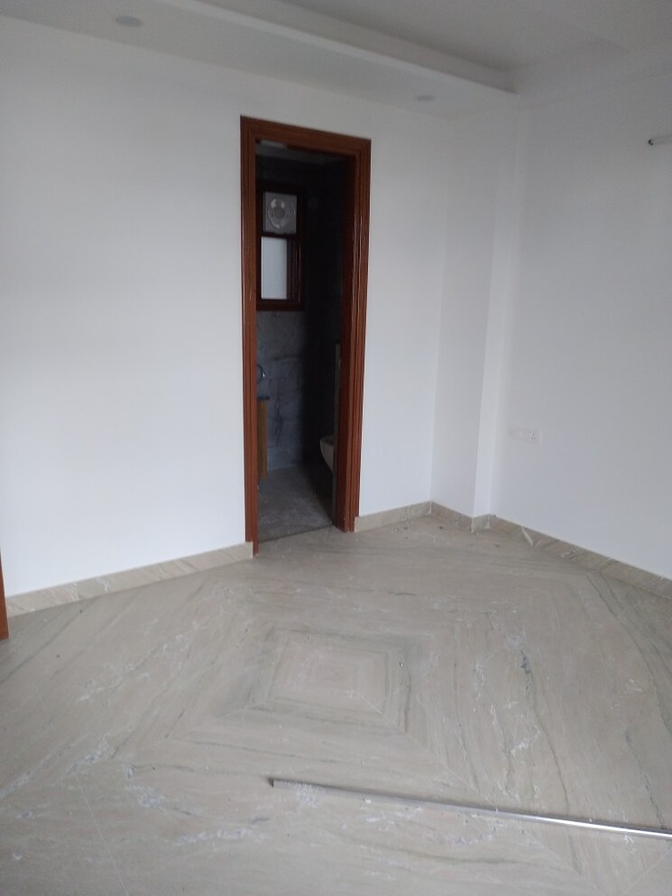 Room, palam vihar 5 Bedroom 173 Sq.Yd. Independent House In Palam Vihar Gurgaon 7724024