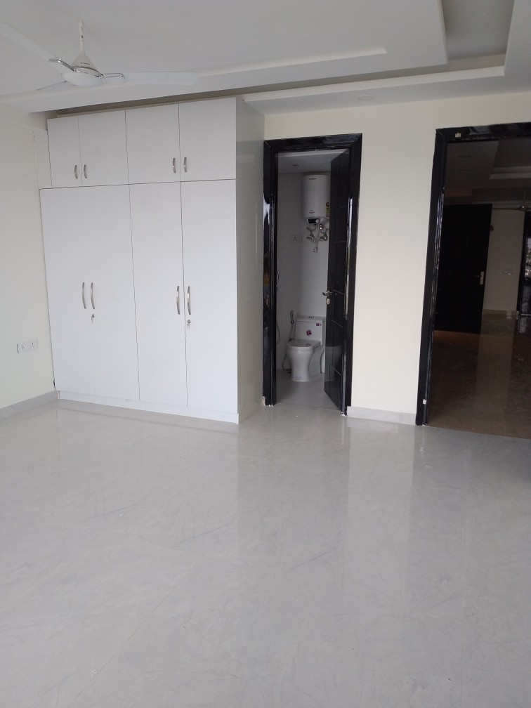 3 BHK Builder Floor For Sale in Sector 23