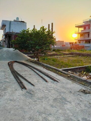  Plot – Exterior View View at Dhoom Manikpur - for Sale