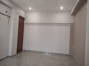 Room in 2 BHK Builder Floor at Palam Vihar – for Rent