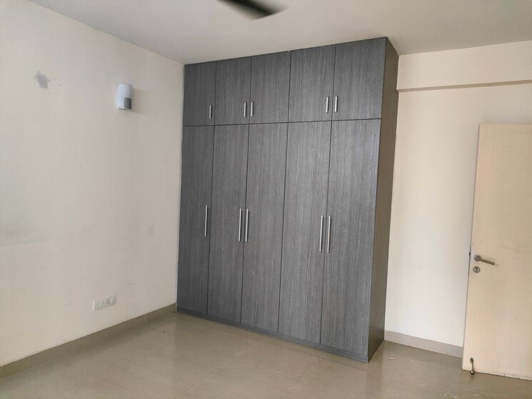 Room, emaar-emerald-floors-premier 4 Bedroom 1976 Sq.Ft. Apartment In Sector 65 Gurgaon 7724317