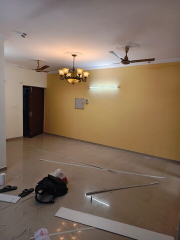 Room in 2 BHK Apartment at Panchsheel Wellington, Sain Vihar – for Sale
