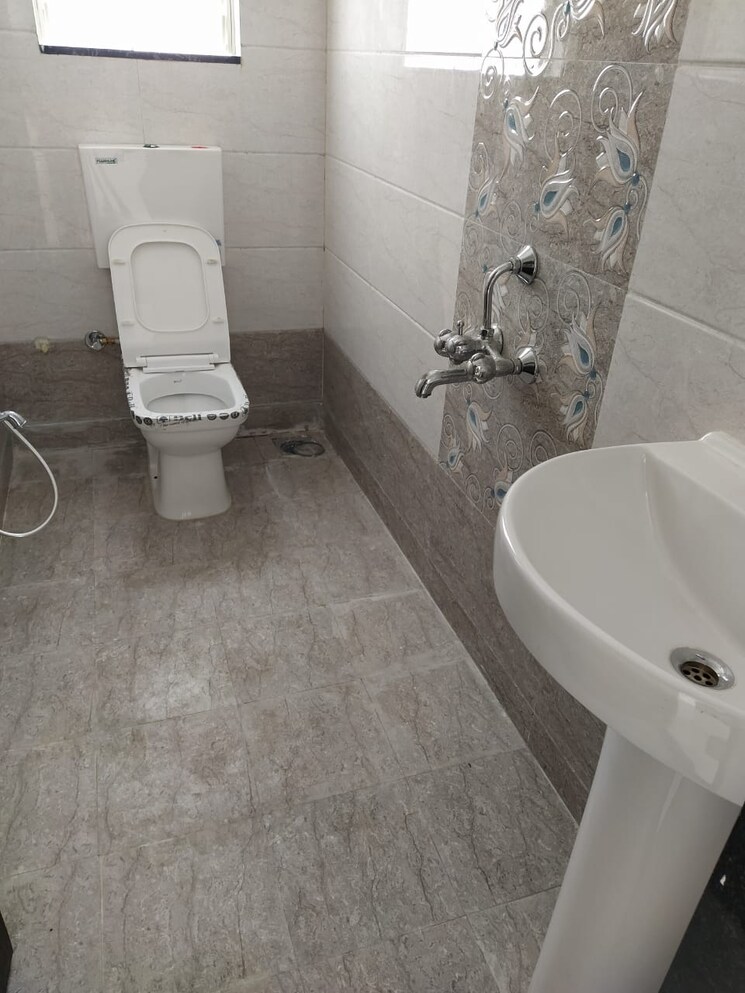 Bathroom, tingre-star-max 2 Bedroom 1063 Sq.Ft. Apartment In Dhanori Pune 7725174