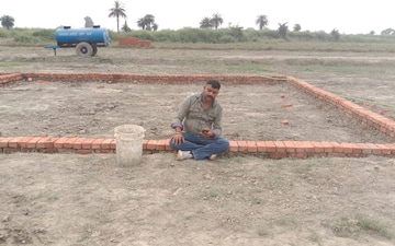 Plot For Sale in Bhopani Village