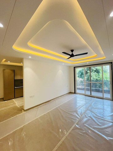 Room in 4 BHK Builder Floor at Sushant Lok 3, Sector 57 – for Sale