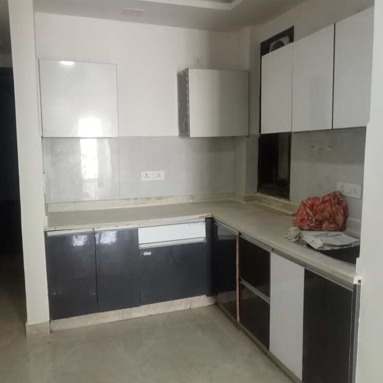 Kitchen, chattarpur 3 Bedroom 1100 Sq.Ft. Builder Floor In Chattarpur Delhi 7726142