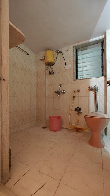 Bathroom in 3 BHK Apartment at Leela Cliff CHS, Dahisar West – for Sale