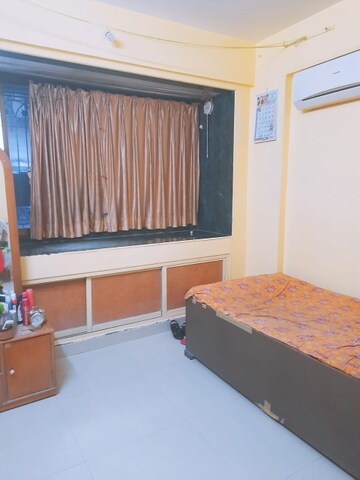 2 BHK Apartment For Sale in Borivali West