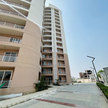 3 BHK Apartment For Rent in Omaxe Heights Gomti Nagar Vibhuti Khand Lucknow  7726435