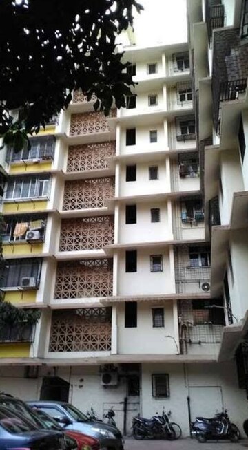 1 BHK Apartment For Rent in Alaknanda Aparment Kandivali East Mumbai  7726564